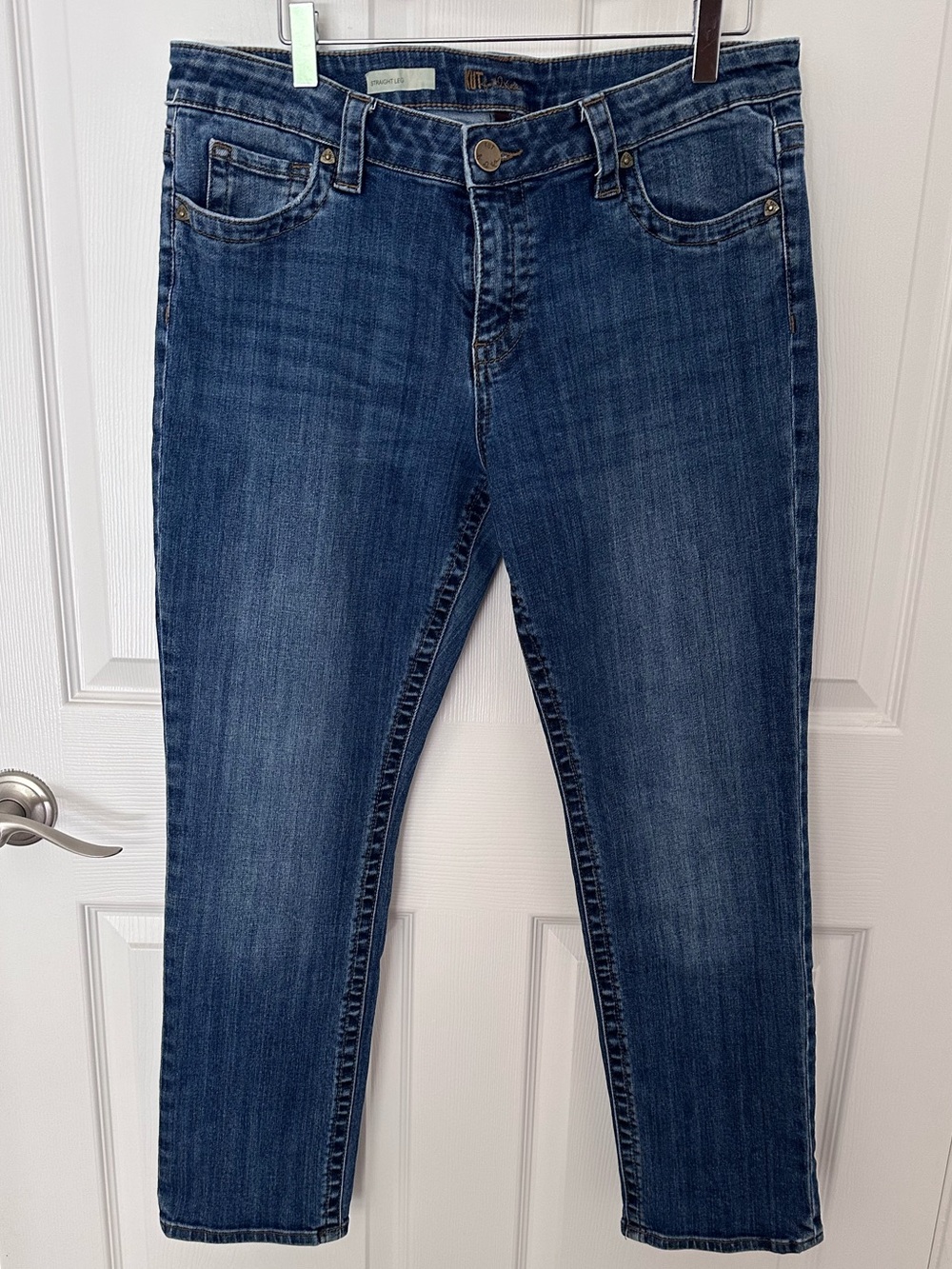 KUT FROM THE KLOTH STRAIGHT LEG JEANS 💙